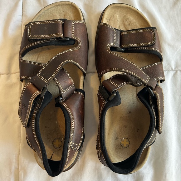 Vintage Dr. Martens cross cross leather strap sandals - Picture 6 of 10